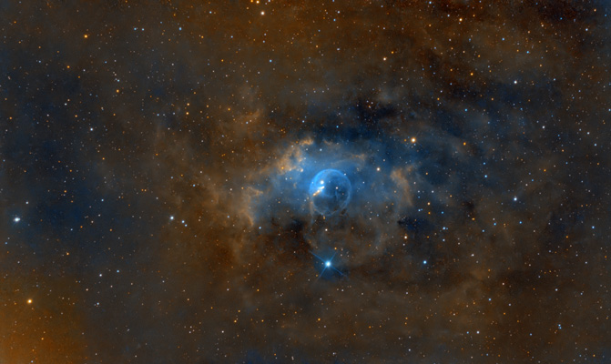 Nébuleuse de la Bulle NGC7635, composition SHO